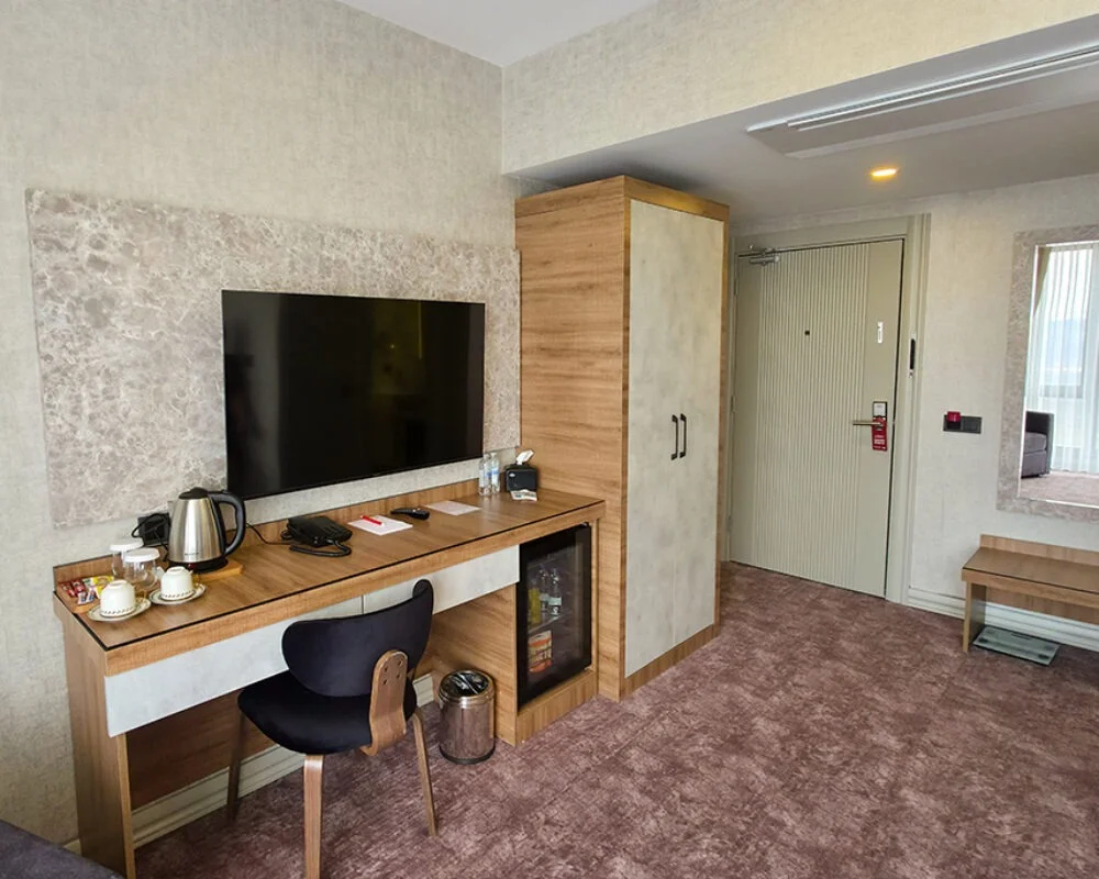 Çalışma Alanı & Minibar